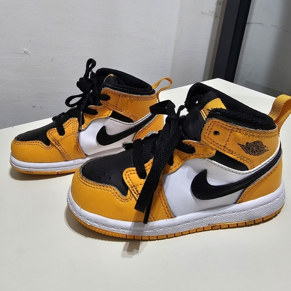 Nike Jordan 1 Mid Taxi (TD) 640735 701 Kid's Size 8C Black/White - Picture 2 of 12